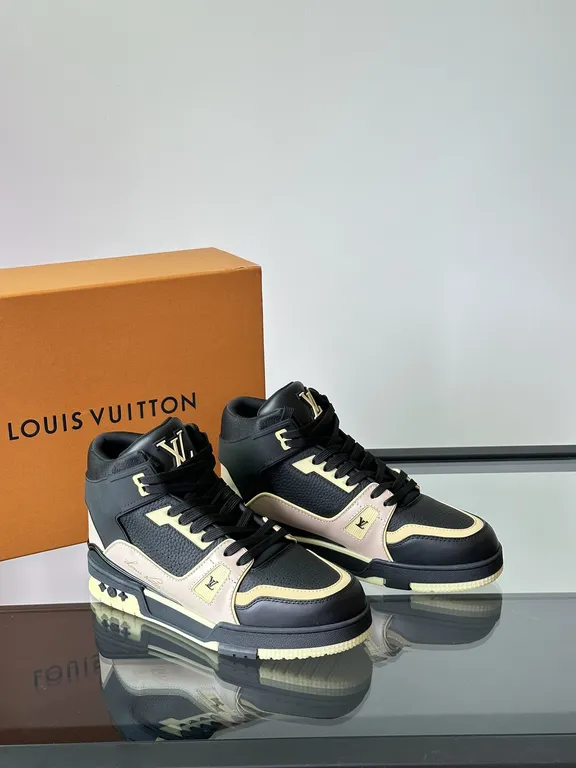 Louis Vuitton Shoe 